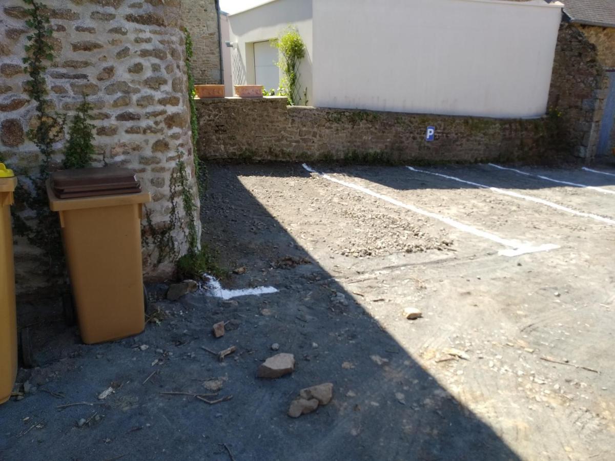 Do Mi Si La Do Re Gite Partage Saint-Carreuc Kültér fotó